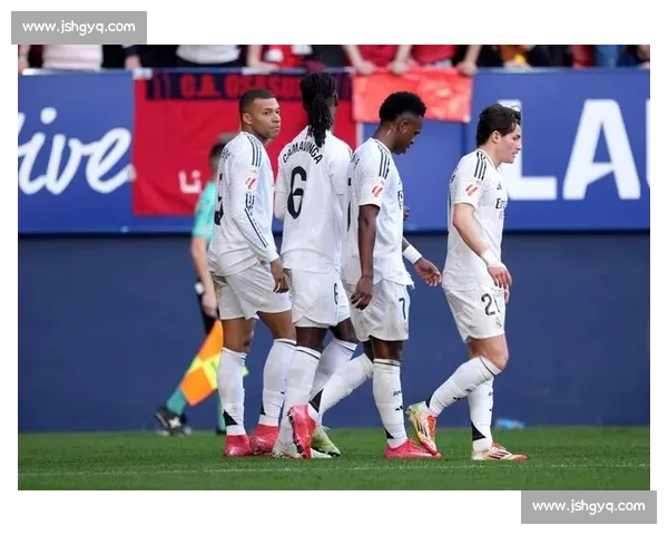 姆巴佩 9 场 12 球虐巴萨：本世纪第三，效率碾压 C 罗本泽马