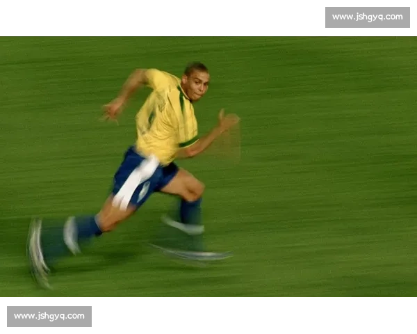 安郅对决罗纳尔多巅峰之战揭示足球荣耀与时代碰撞的历史瞬间回顾