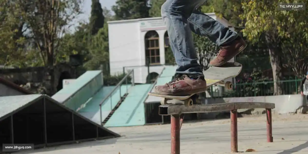 <strong>beats365</strong>🤼‍♂️跌倒？爬起！这就是体育教会我们的无畏与勇气！